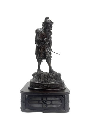 Lot 111 - A Fine Bronze Figure Of A Guardian Or Dignitary