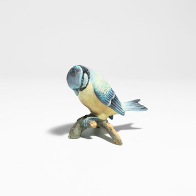 Lot 6 - A figure of a Titmouse, Vista Alegre