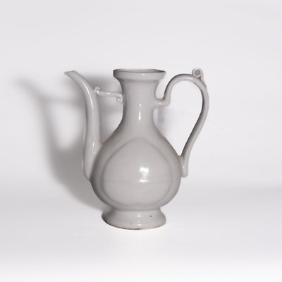 Lot 81 - A Chinese Porcelain Ewer
