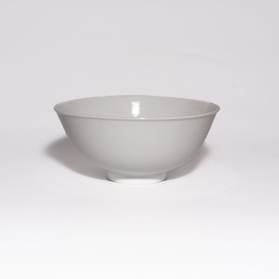 Lot 80 - A RARE 'BLANC DE CHINE' PORCELAIN BOWL